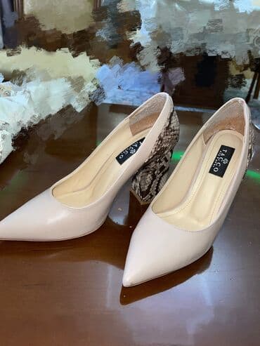 qadin pencekleri: Tuflilər, Ölçü: 40, rəng - Bej, İşlənmiş — 2