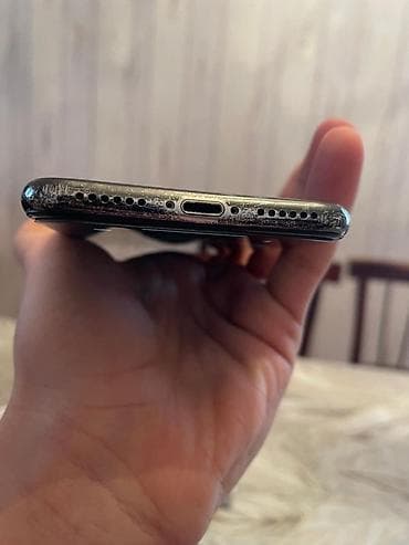 barter iphone x: IPhone X, 256 GB, Space Gray — 5