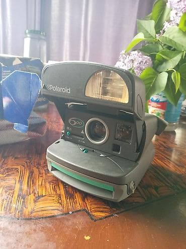 instax mini 12 kağızı: Polaroid 600 instant kamera - Model: Polaroid 600 seriyası (qutusu — 1