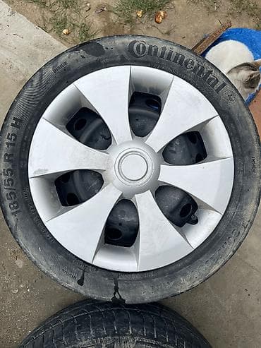 Su nəqliyyatı: İşlənmiş Şin Continental 185 / 55 / R 15 — 5