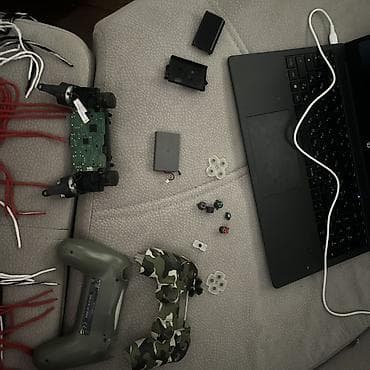 xbox seri s: Orjinal pultdur Islek veziyyetdedir Pultun arxa suruplari itib ve L2 — 4
