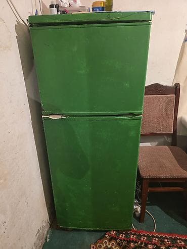 İkiqapılı soyuducu - Üstdə dondurucu bölmə, altda soyuducu kamerа -