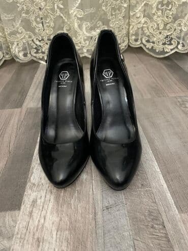 Tuflilər, Ölçü: 37, rəng - Qara, Yeni