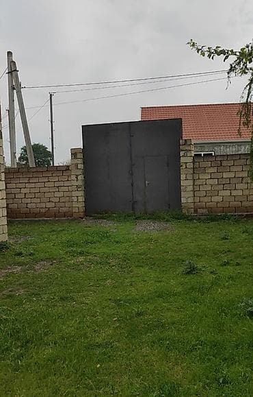 qaraçuxur ev: 10 sot, Tikinti, Mülkiyyətçi, Bələdiyyə — 6