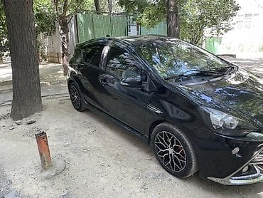 led isiqlar: Toyota Aqua: 1.5 l | 2015 il Hetçbek — 3