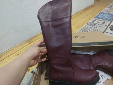 kişi üçün qırmızı çəkmələr: Pernice qadın çəkmələri - Model: Dizə qədər, klassik düz kəsim - — 6