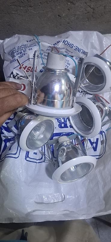 lent led: Tavan üçün daxili spot işıqlandırma korpusu (downlight). - Rəng: ağ — 3