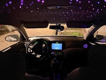 Hyundai Accent: 1.4 l | 2007 il Sedan — 3