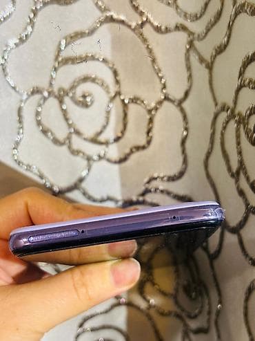 64 gb telefon: Samsung Galaxy A52, 128 GB, rəng - Bənövşəyi, Barmaq izi — 3