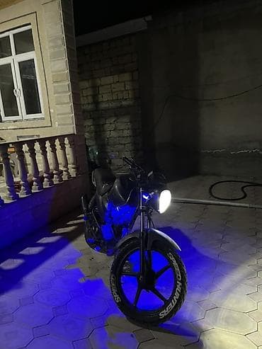 qayiq matoru: Salam moto bez problemdir Barter var Kredit yoxdur Les atmayn — 1