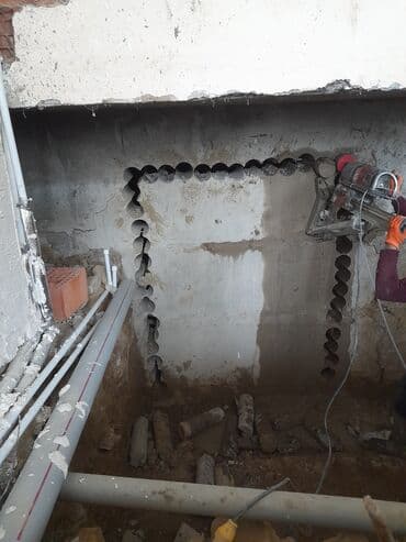 ремонт пластиковых окон: Beton kesimi deşilmesi kesintisi sökintisi borularin deşiklerin — 9