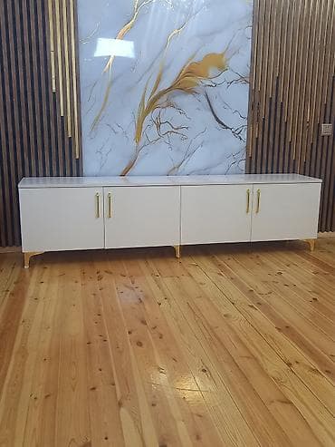 Düz TV altlığı, Laminat