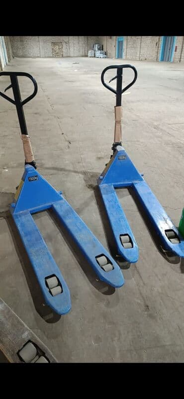 Transpalet. 1500 kq yük götürmə.Teze kimidir