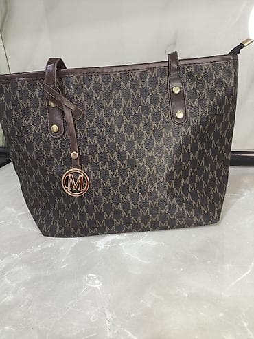 qizillar instagram: Qadın çantası – böyük tote model - Rəng: tünd qəhvəyi fon üzərində — 1