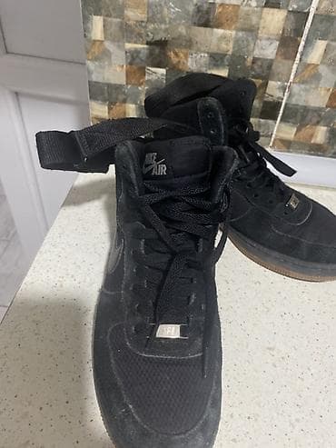 krosofka: Nike Air Force 1 High – qara rəng - Model: Nike Air Force 1 High (AF1 — 1