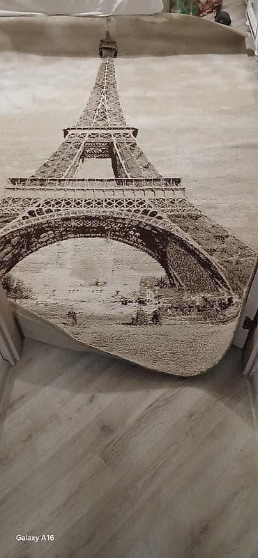 Pledlər: Eviniz üçün dekorativ xalça – Eyfel qülləsi printi - Dizayn: Parisin — 1