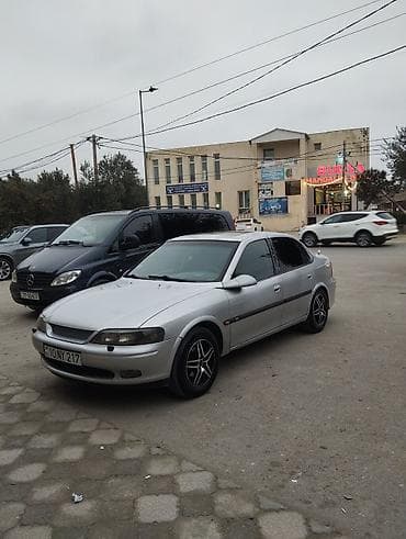 tekerleri: Opel Vectra: 1.8 l | 1997 il 400000 km Sedan — 9