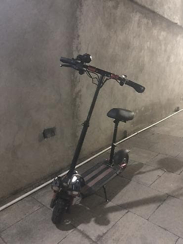 electro gitara: Elektrik skuter – oturacaqlı, güclü işıqlandırma və rəngli LED-lərlə — 6