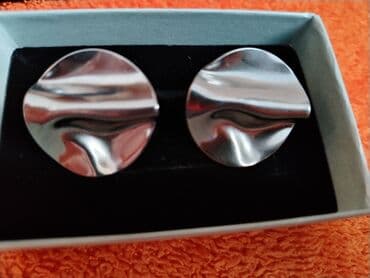 sirqalar qizil: Sırğalar — 1