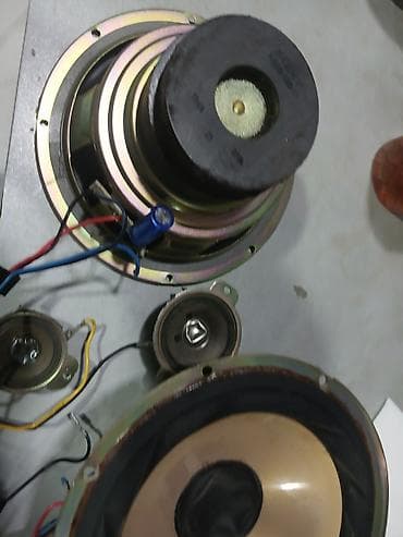 усилители б у: Səs sistemi üçün dinamik dəsti Tərkib: - 2 ədəd iri ölçülü bass/mid — 3