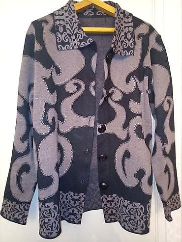 yun şal: Qadın jaketi .Yun Qalın. İsti .Razmer :52_54 — 2
