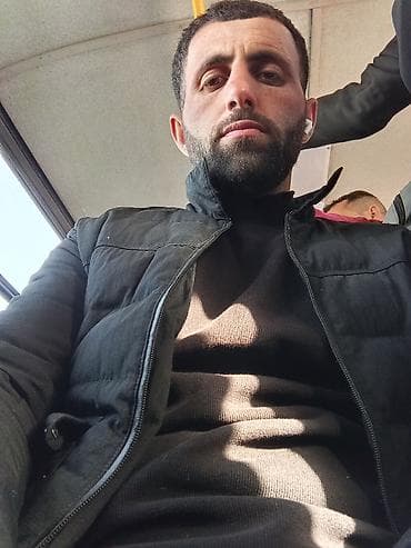 Мужская одежда: Qara kişilər üçün yüngül qış gödəkçəsi - Rəng: qara - Üslub: sadə — 1