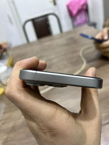 iphone 11 pro max plata: IPhone 15 Pro, 256 GB, White Titanium, Face ID — 6