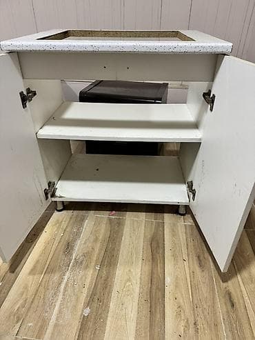 islenmis dehliz dolablari: Mətbəx alt dolabı – üst daş səthli, iki qapılı model - Material: ağ — 2