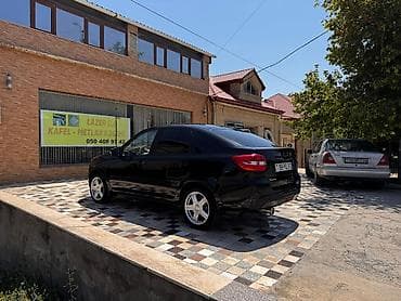 lada karopka: VAZ (LADA) Granta: 1.6 l | 2025 il 13000 km Sedan — 2