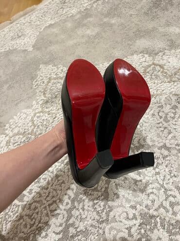 qadin sapaskileri: Tuflilər, Ölçü: 38, rəng - Qara, Yeni — 2