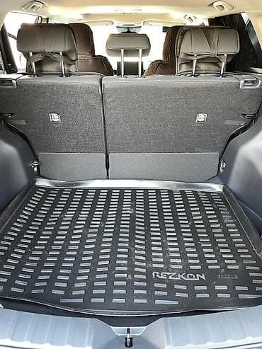 mikroavtobus satilir: Toyota Corolla Cross: 1.8 l | Krossover — 7