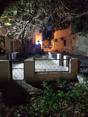 снять офис в баку: 28 may metrosuna yerləşən 35kv sahəsi olan əşyali ofis kimi 900azn — 4