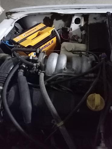 turbo az qax: VAZ 2107, ağ rəng, sedan gövdə. Xüsusiyyətlər: - Arkadan ötürücülü - — 5