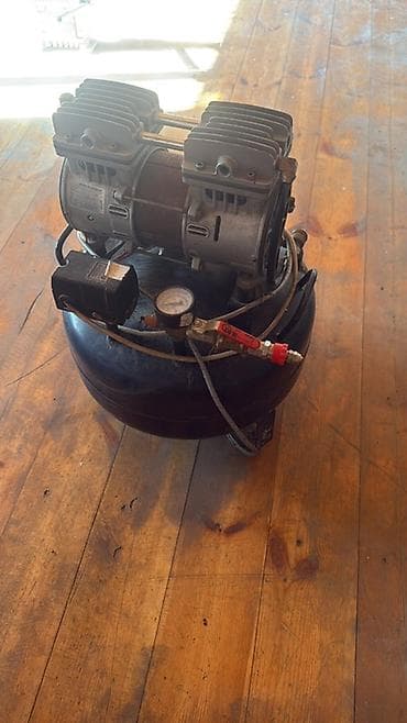 Portativ hava kompressoru - Elektriklə işləyən, iki silindrli başlıq