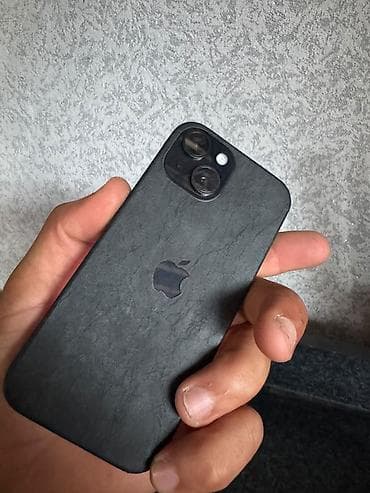 iphone ipad: IPhone 15, Qara — 10