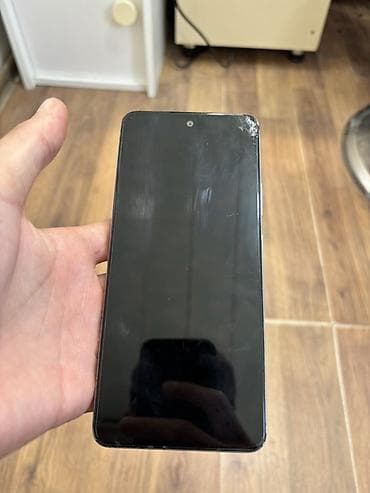 pls 5 pro: Infinix HOT 50, rəng - Gümüşü, Sensor — 1