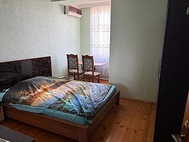 Gəncə şəhərinin mərkəzində yenitikili kirayə mənzil 3 otaq. Ümumi — 5