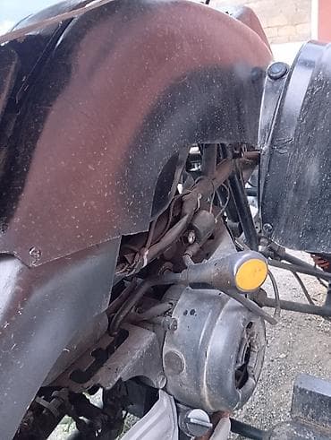 vaz 2106 abilsofka: ATV kvadrosikl – qara rəng, 4 təkərli, off-road üçün tam işlək — 4
