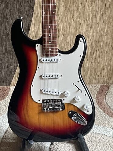 Velosiped ehtiyyat hissələri: Elektron gitara, 6 sim, İşlənmiş, Ünvandan götürmə, Pulsuz çatdırılma, Ödənişli çatdırılma — 3