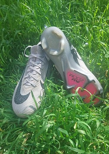 butsular: Butslar Nike, Ölçü: 37, İşlənmiş — 2