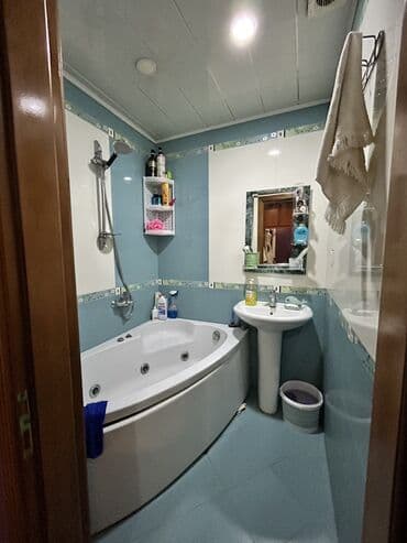 kiraye menzil qarayev: Neftçilərdə Nazlı şadlıq sarayın yaxınlığında yerləşən yeni tikili — 10