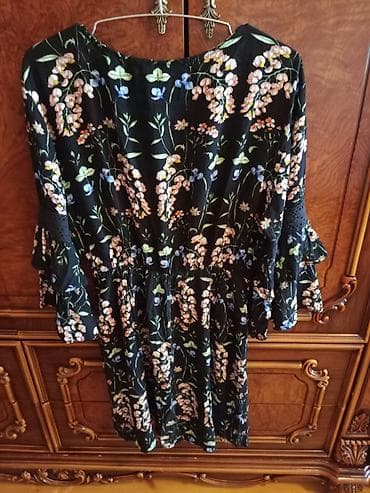capa: Qadın paltarı – Cero Lady (ölçü: XL) - Rəng/naxış: Qara fon üzərində — 1