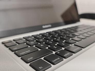 mac air: İşlənmiş Apple MacBook, 15 ", Intel Core i3, 1 TB, Ünvandan götürmə — 5