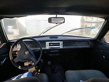 volqa maşın: GAZ Volga 24 sedan - Korpus: 4 qapılı, klassik “Volqa” dizaynı, qara — 7