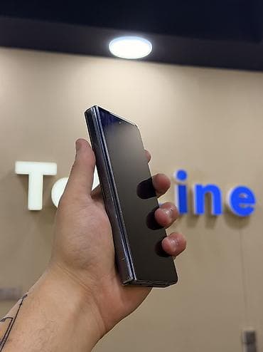 nintendo switch 2 el: Samsung Galaxy Z Fold 5, 256 GB, rəng - Qara, Zəmanət, Kredit, Sensor — 3