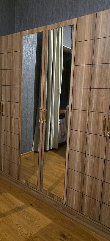 4 qapılı dolab satılır 240₼. 1.92 eni.Sökülüb. Ünvan