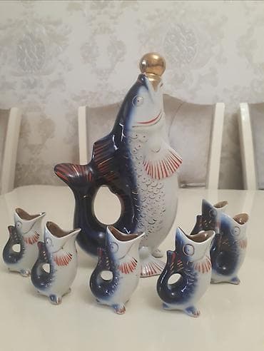 Porcelan “balıq” servis dəsti - Kompozisiya: 1 böyük qrafin/karaf