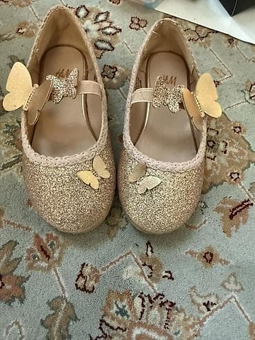 uwaq: Uşaq qız baletkaları – H&M Yenidir 25 razmer - Rəng: açıq — 2