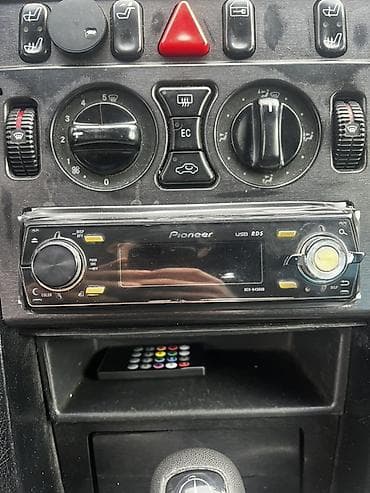 Avtomobil üçün tam audio sistemi - Baş maqnitola: Pioneer DEH-9450UB