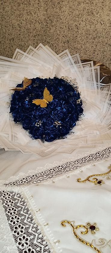 qara gul: Məhsul: Dekorativ gül buketi və bəzəkli set Təsvir: - Tünd lacivərd — 1